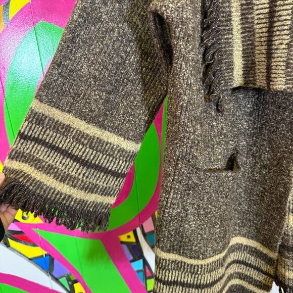 Wrangler Retro, Brown and Cream Shawl Collar Cape Knit Sweater. Size S/M. - Picture 2 of 7